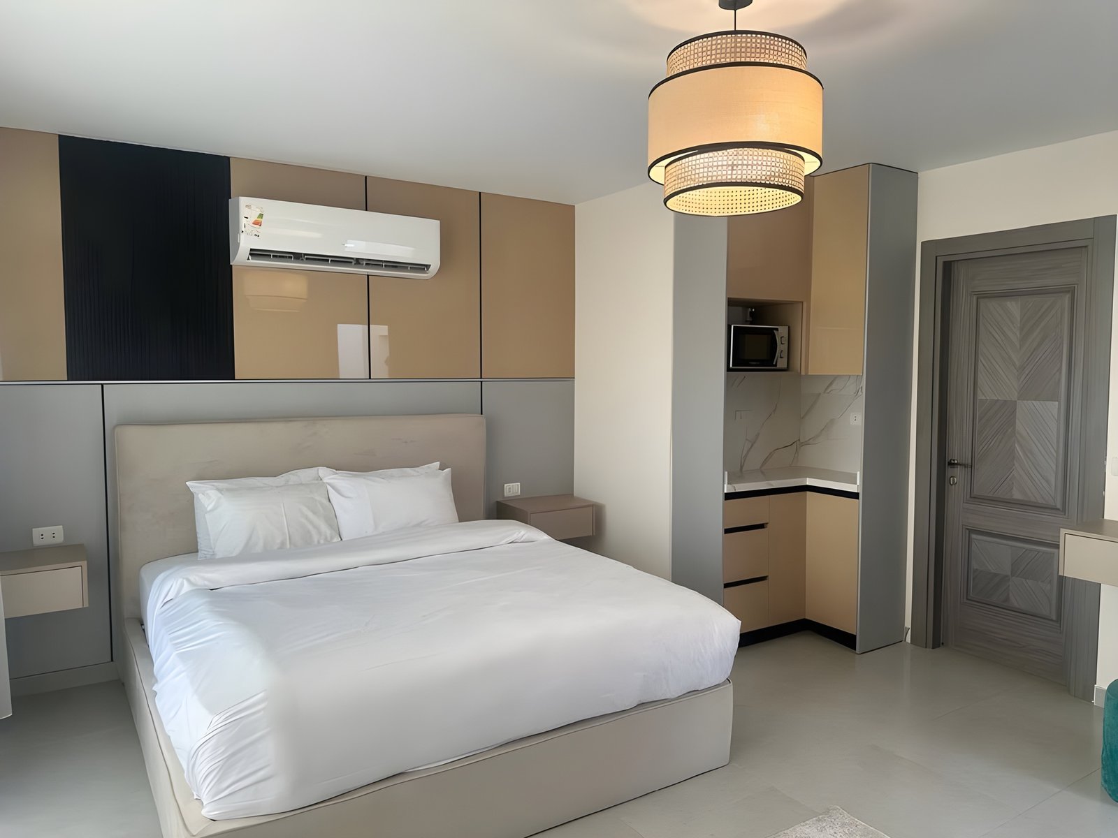 Fully Furnished 1-Bedroom Apartment with Rooftop & Great View – Eastown, New Cairo - Media 2