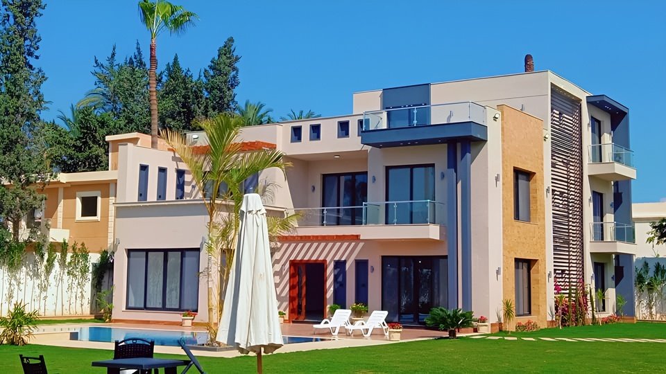 Luxurious Smart Villa - 1700 sqm Land with Pool & Jacuzzi in King Mariout, Alexandria